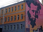 Большой Ватин переулок, 4, строение 1. Граффити-портрет Сергея Эйзенштейна.