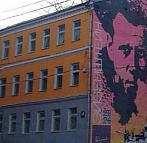 Большой Ватин переулок, 4, строение 1. Граффити-портрет Сергея Эйзенштейна.